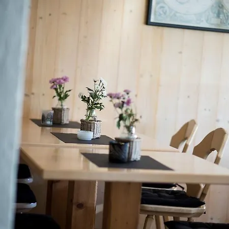 招待所 霍尔兹卡塔琳娜住宿加早餐旅馆 2*